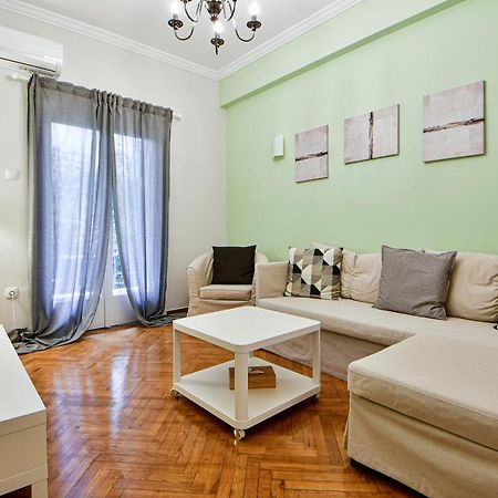 Thiras Lovely Apartment By Zain Athens Exterior photo