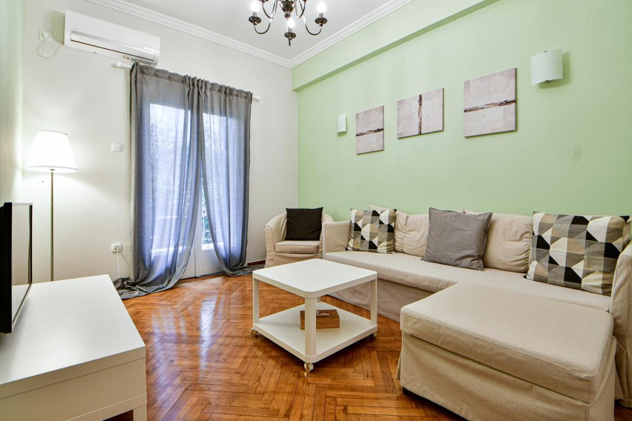 Thiras Lovely Apartment By Zain Athens Exterior photo
