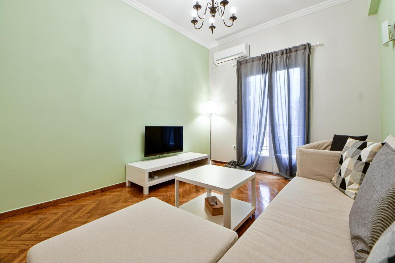 Thiras Lovely Apartment By Zain Athens Exterior photo