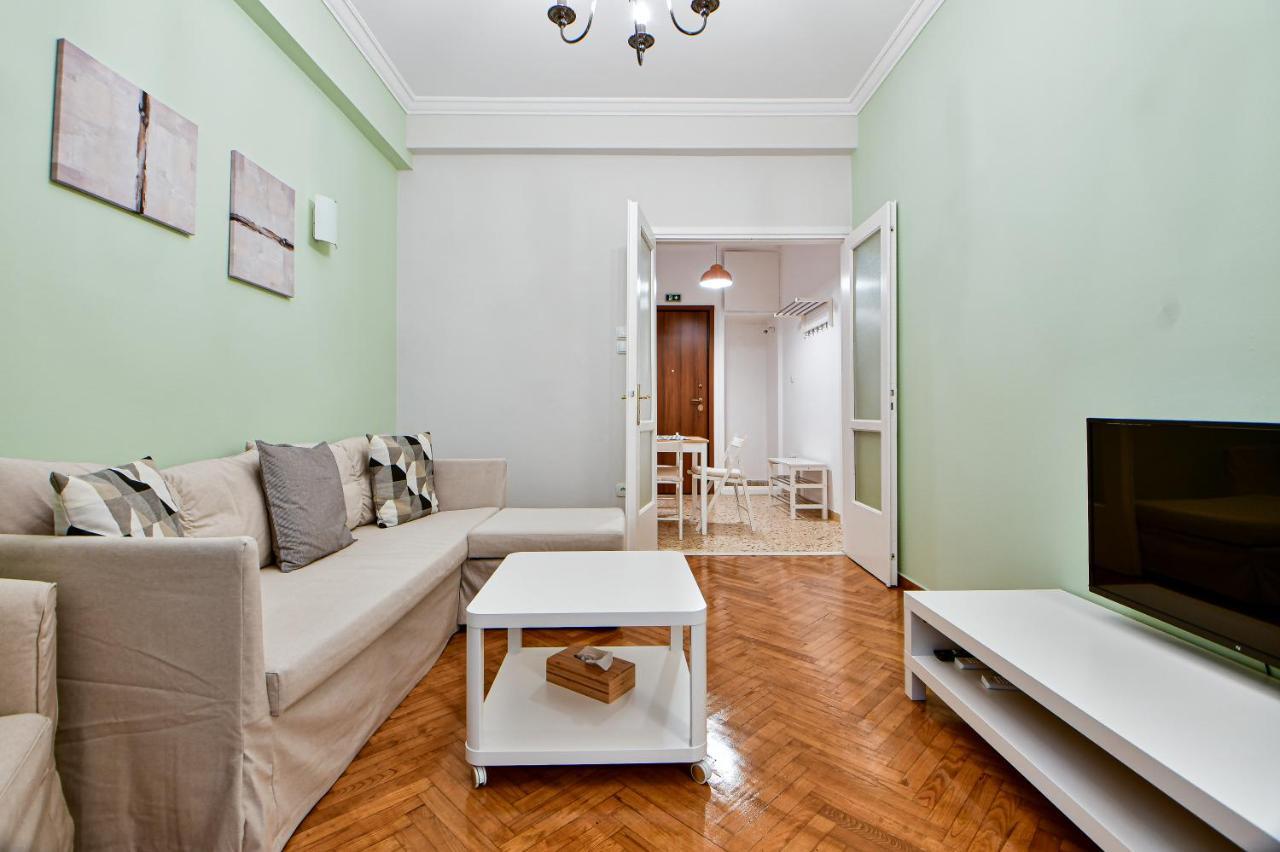Thiras Lovely Apartment By Zain Athens Exterior photo