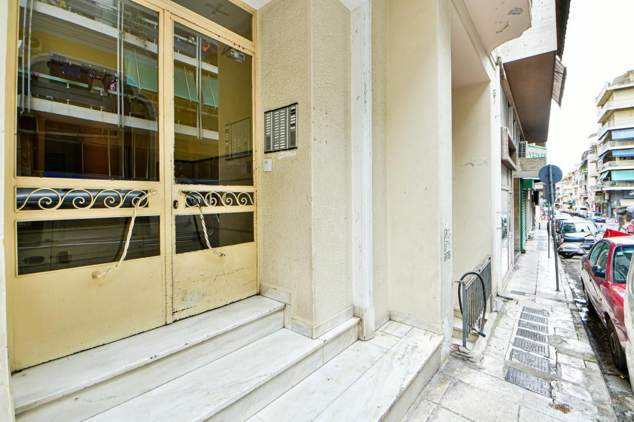 Thiras Lovely Apartment By Zain Athens Exterior photo